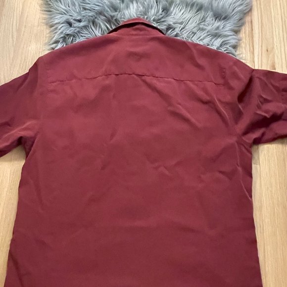 EUC Quiksilver Men's Short Sleeve Button Down Lg‎ - Picture 5 of 6